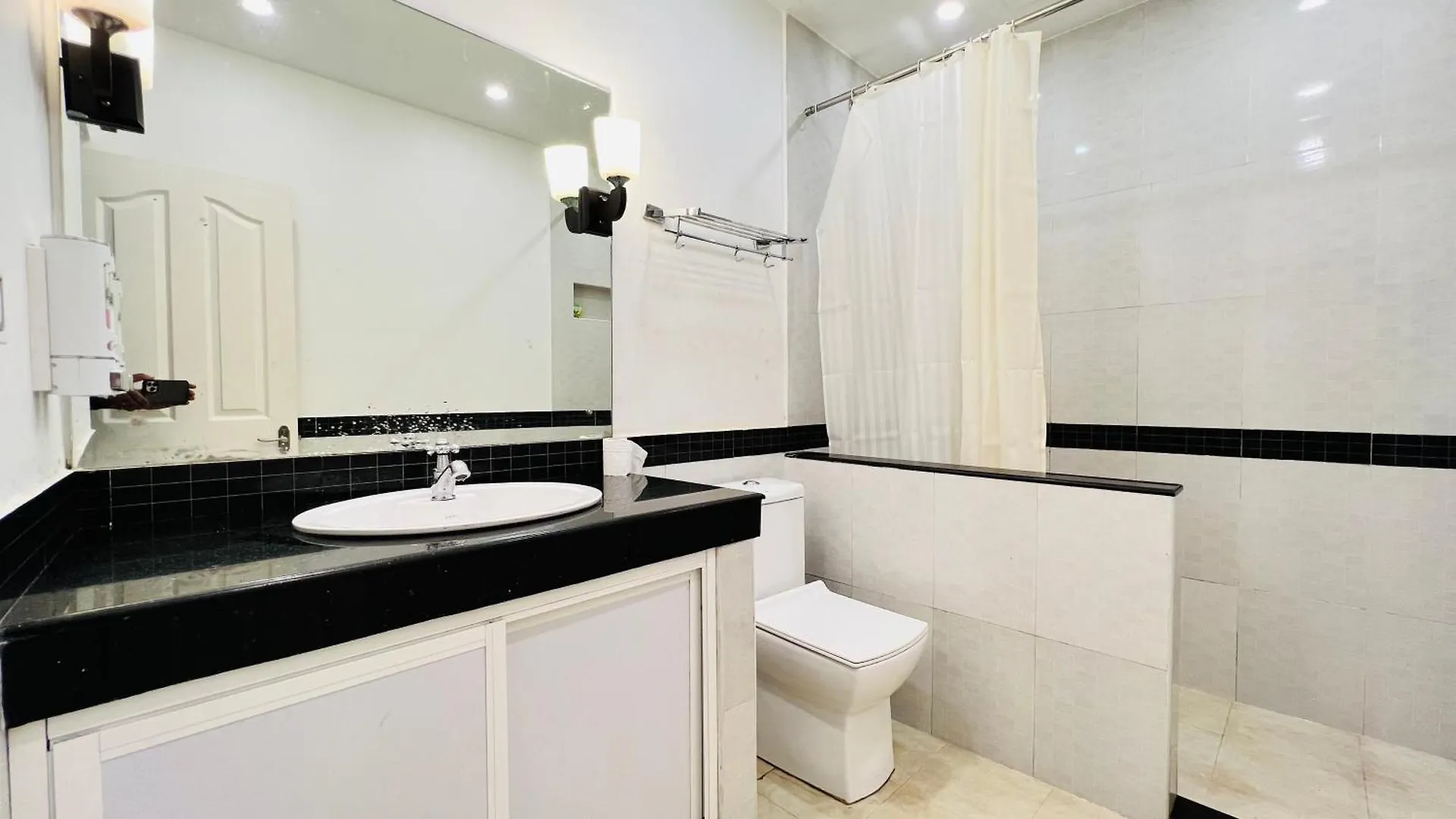 White Fort Holiday Home Vythiri Villa